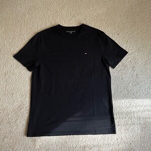 Tommy Hilfiger t shirt excellent condition